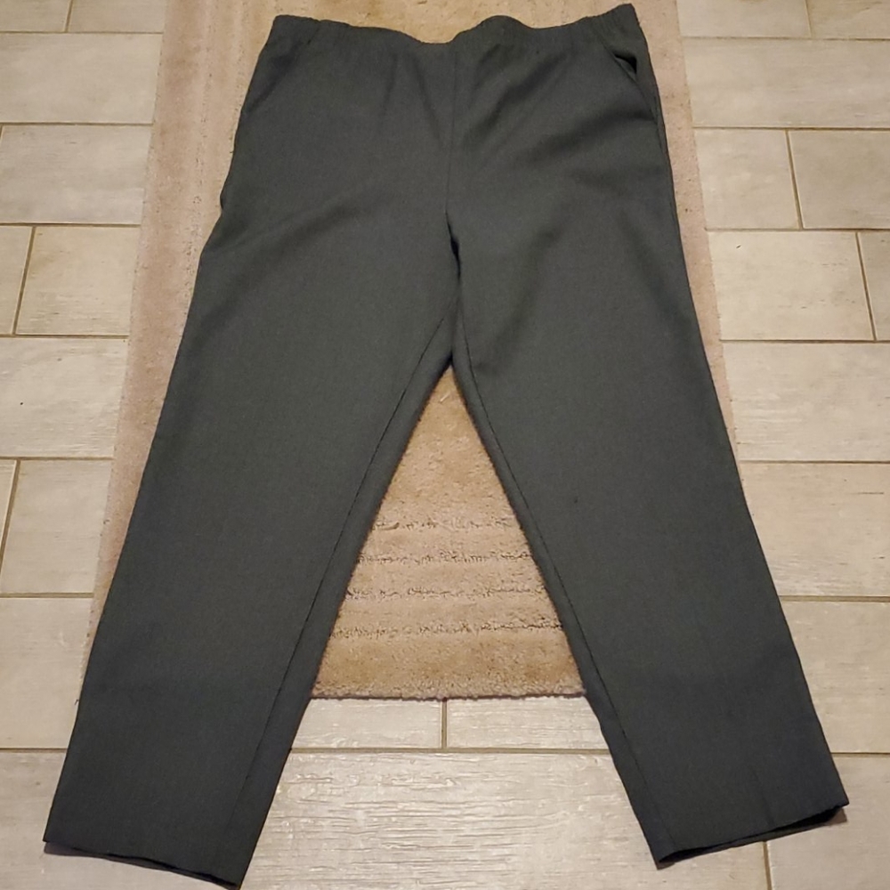 Donnkenney Classics Large Gray Pants